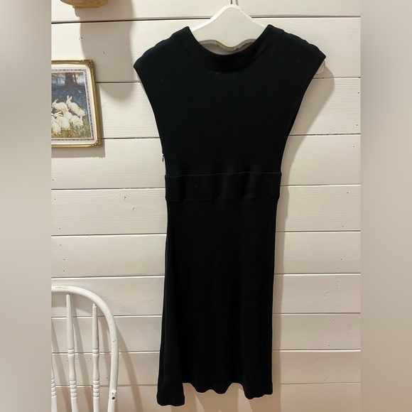 BANANA REPUBLIC little dress 55% black wool size 4 - Picture 9 of 9
